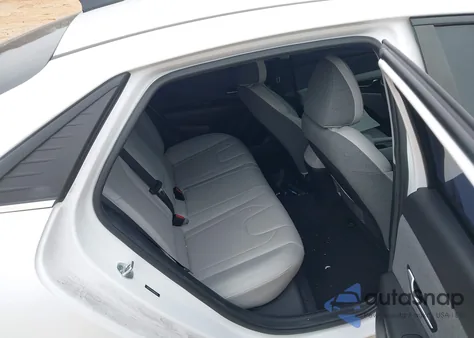 2022 Hyundai Elantra Limited z USA, uszkodzony, nr VIN 5NPLP4AG8NH072330